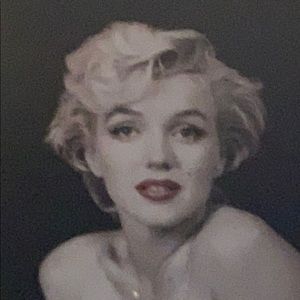 Meet your Posher, Gabriella